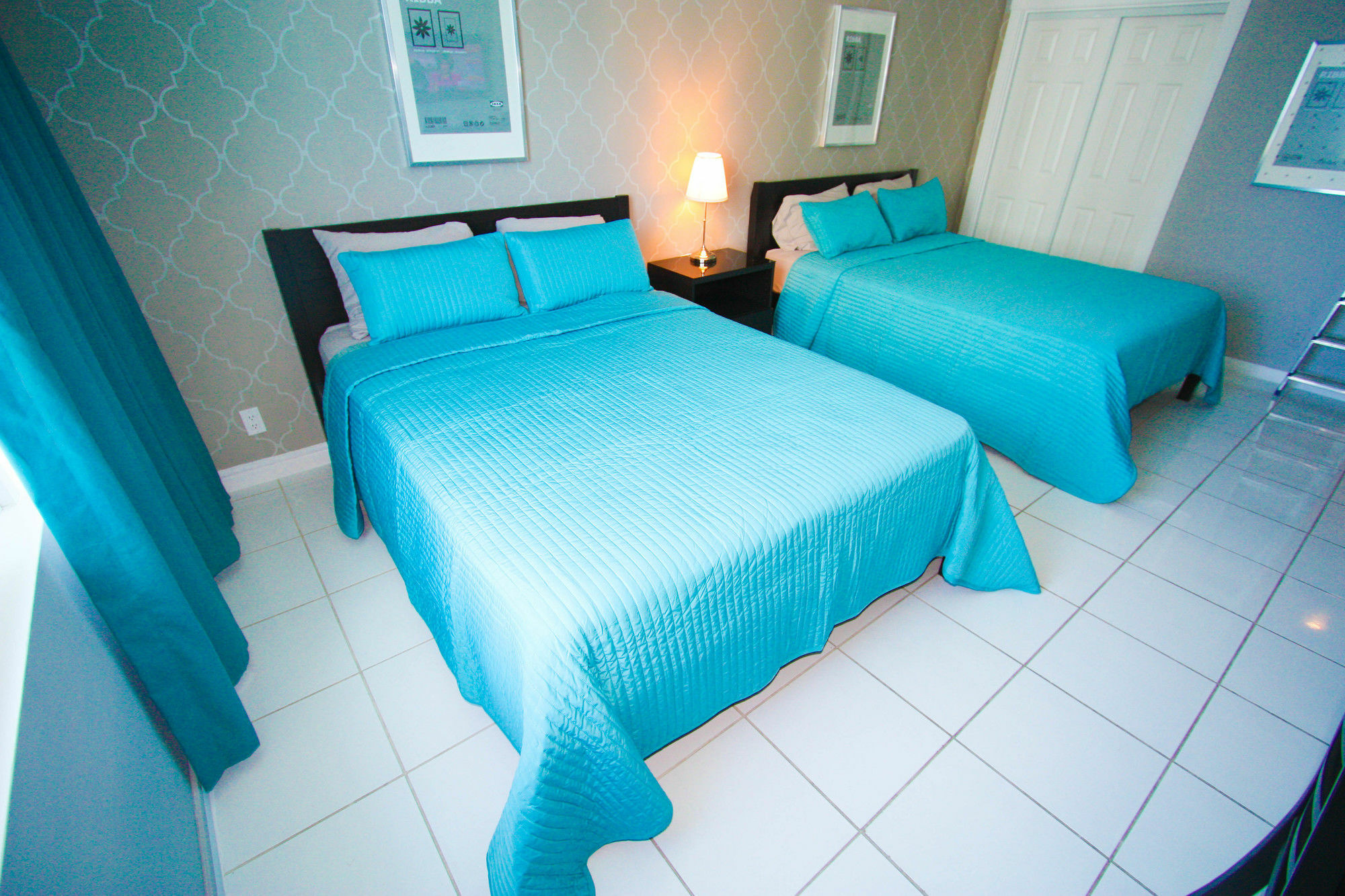 Castle Beach Suites By Miarentals Miami Beach Exterior photo